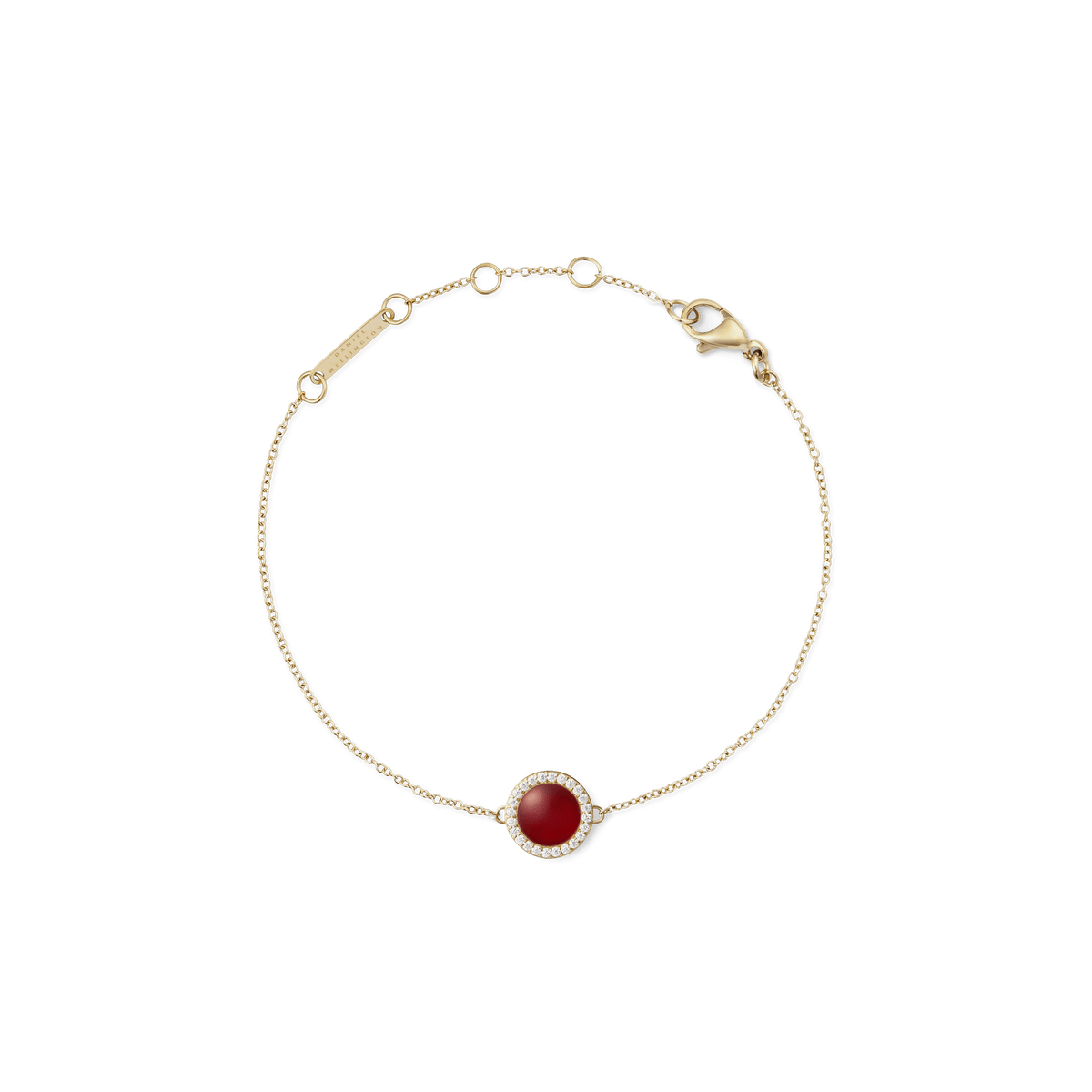 Delicate gold-coloured bracelet with a round red agate centrepiece, framed by white zirconia crystals and a fine, adjustable chain.
