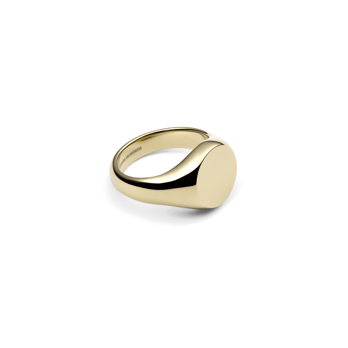 Classic signet ring made of gold-coloured stainless steel with a round, polished surface and a timeless, minimalist design.