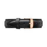 Correa Sheffield de piel negra con acabado suave y hebilla en oro rosa, que destaca el elegante contraste entre ambos tonos